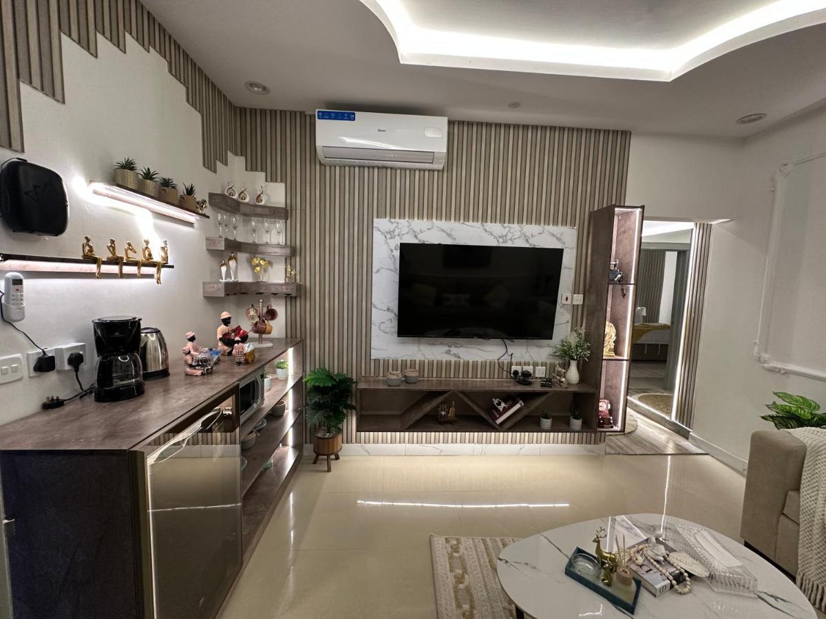 Fancy Apartemen *