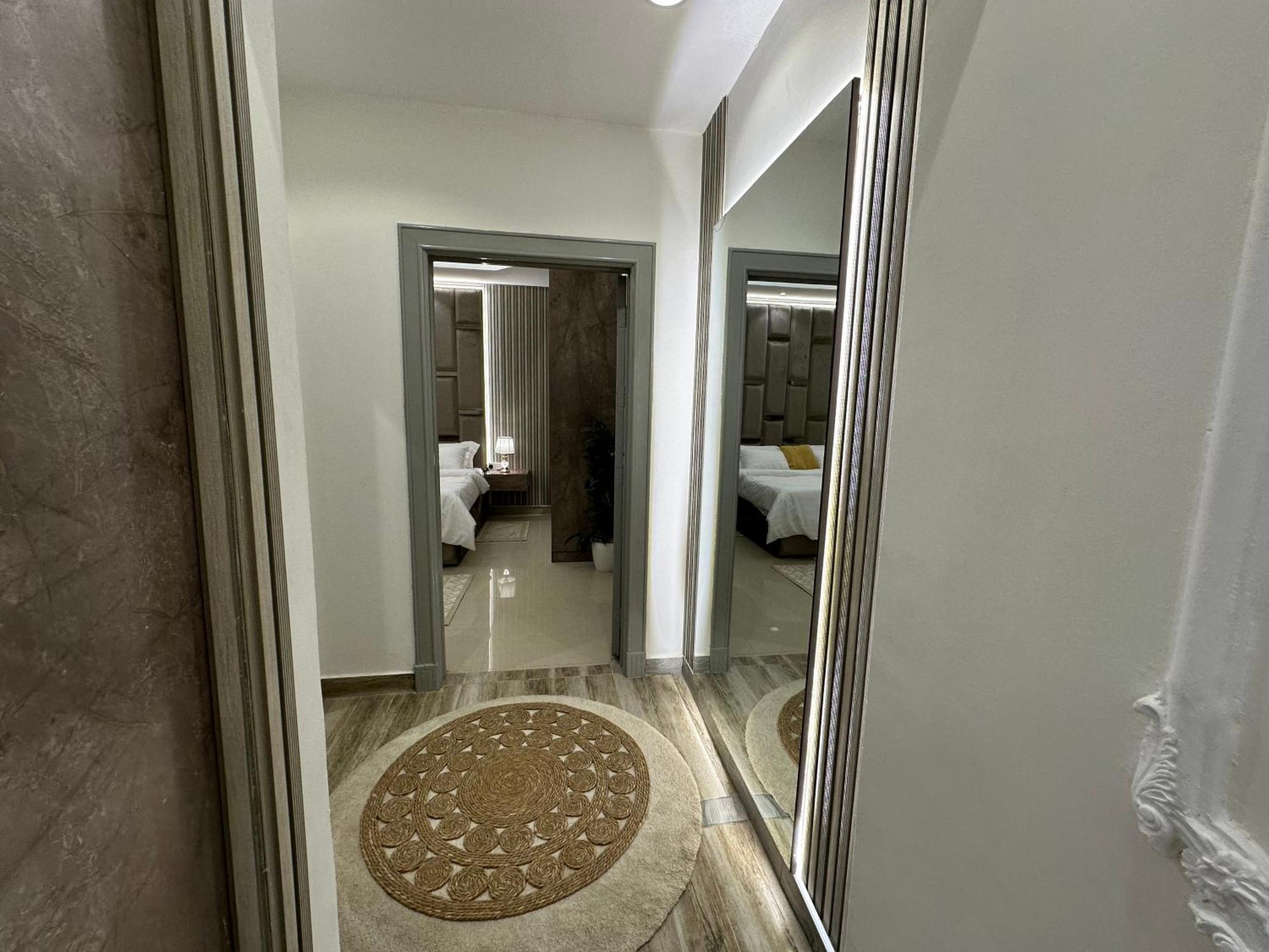 Fancy Apartemen